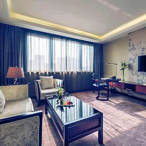 Madison Hongqiao *** Shanghai